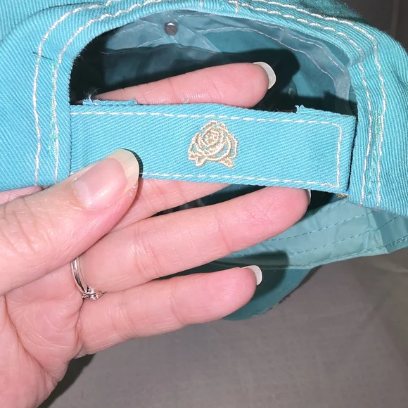 Ashlyn Rose Aqua Amen Har with White Embroidery NEW - Picture 2 of 2